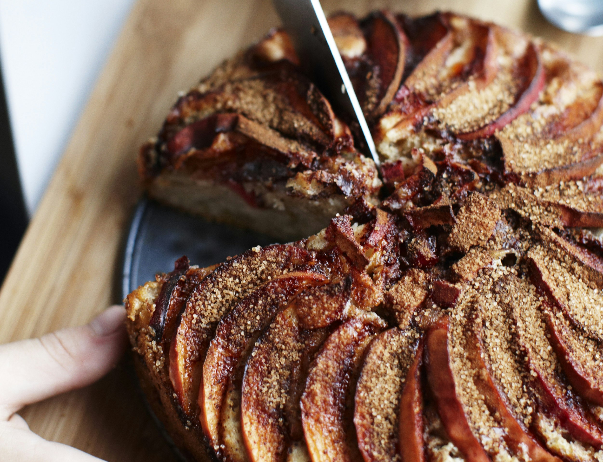 Æblekage med softice