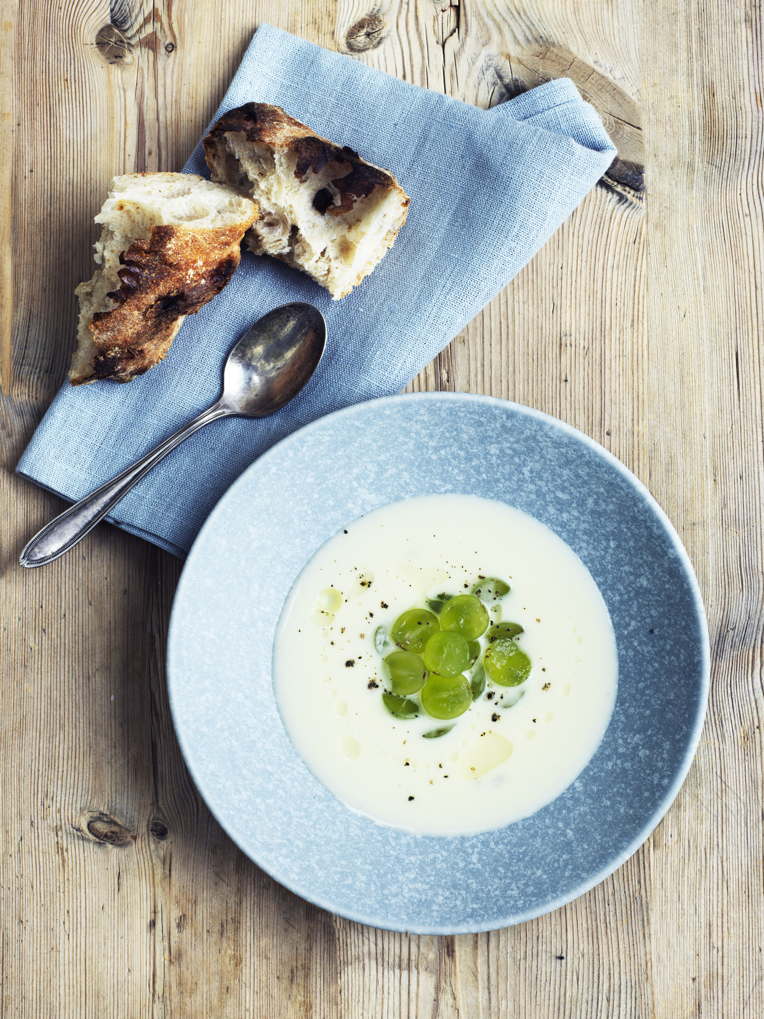 Ajo blanco – opskrift på traditionel spansk suppe | SPIS BEDRE