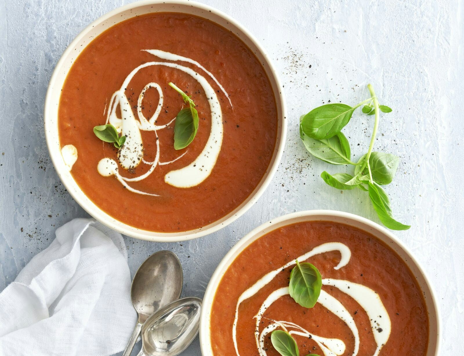 Bagt tomatsuppe