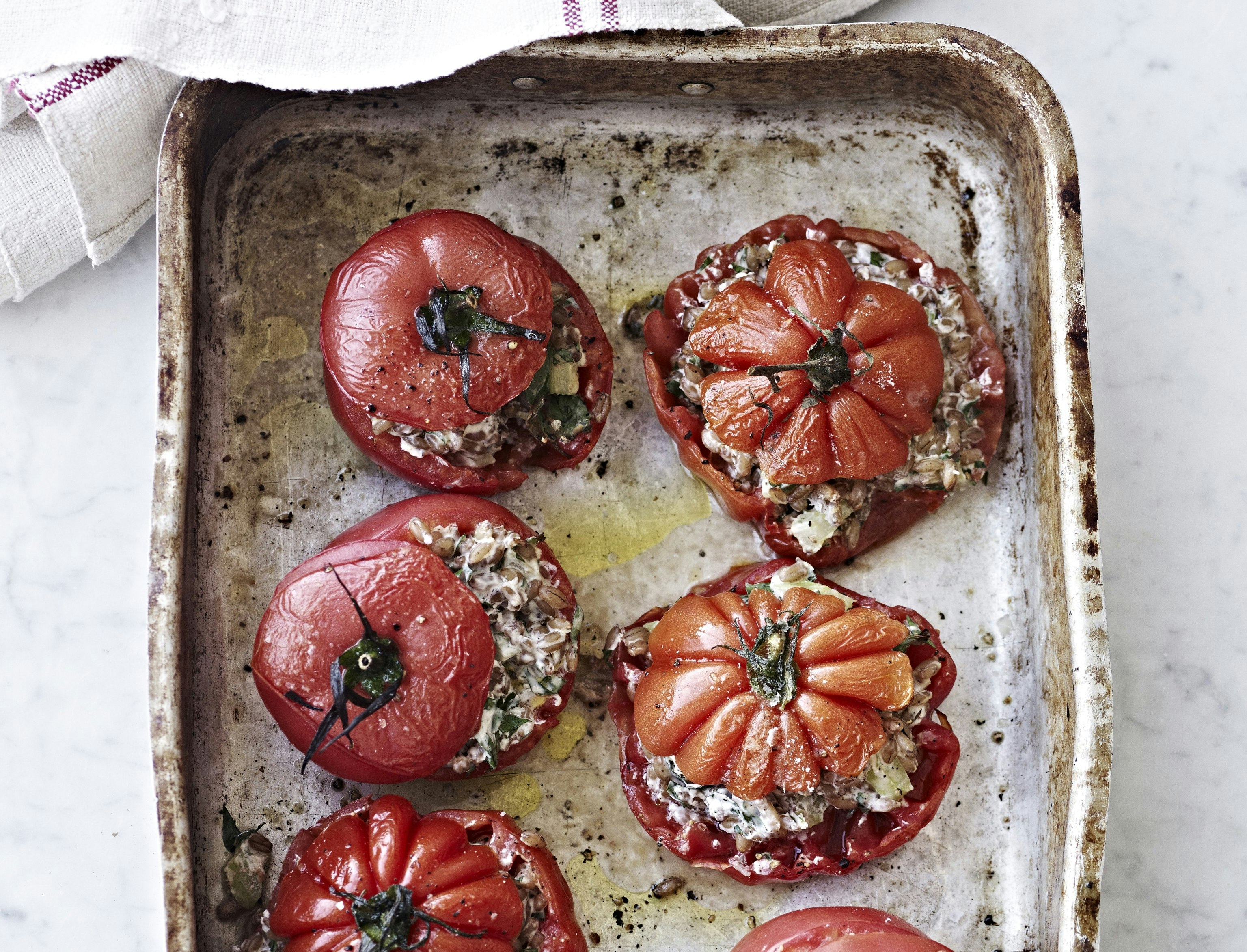 Bagte fyldte tomater