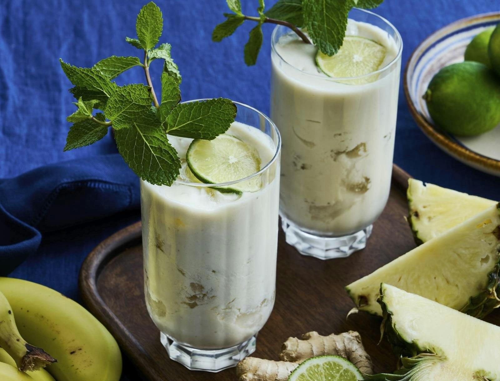 Banansmoothie med ananas og ingefær