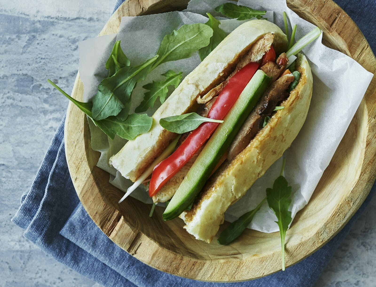 Banh mi med kylling