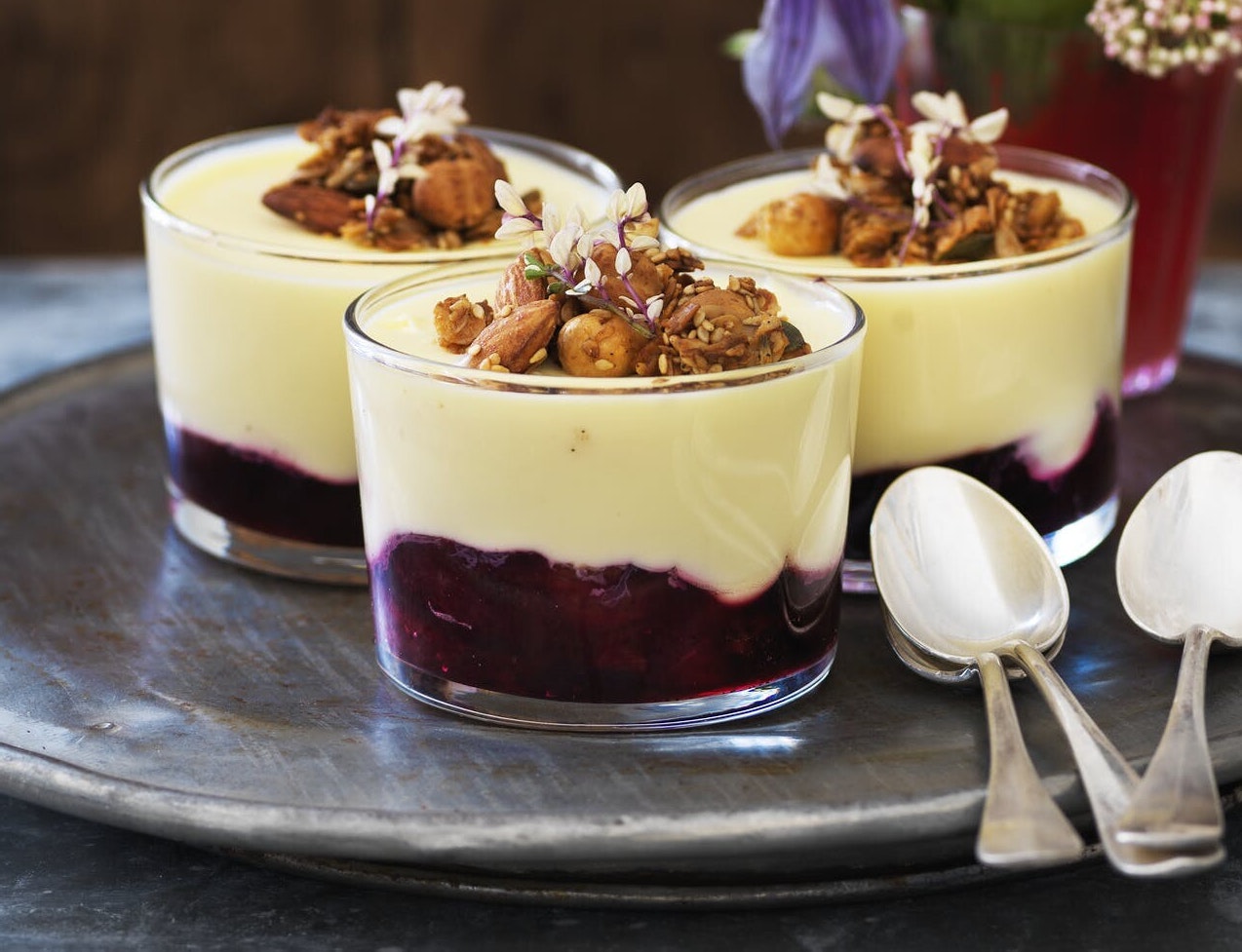 Blommetrifli med hvid chokoladecreme