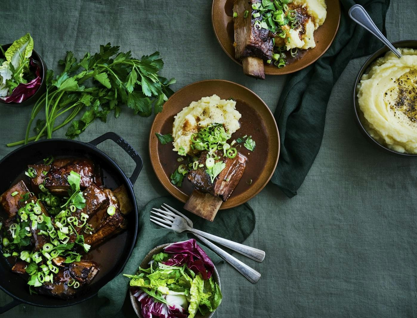Braisserede short ribs med mos