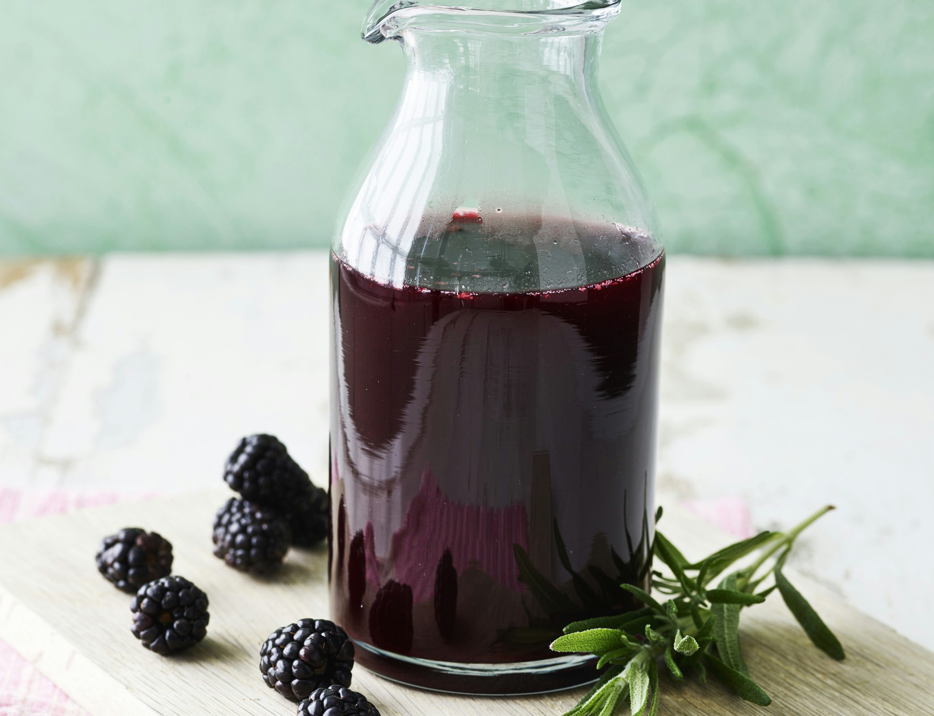 Brombær-rosmarin-eddike