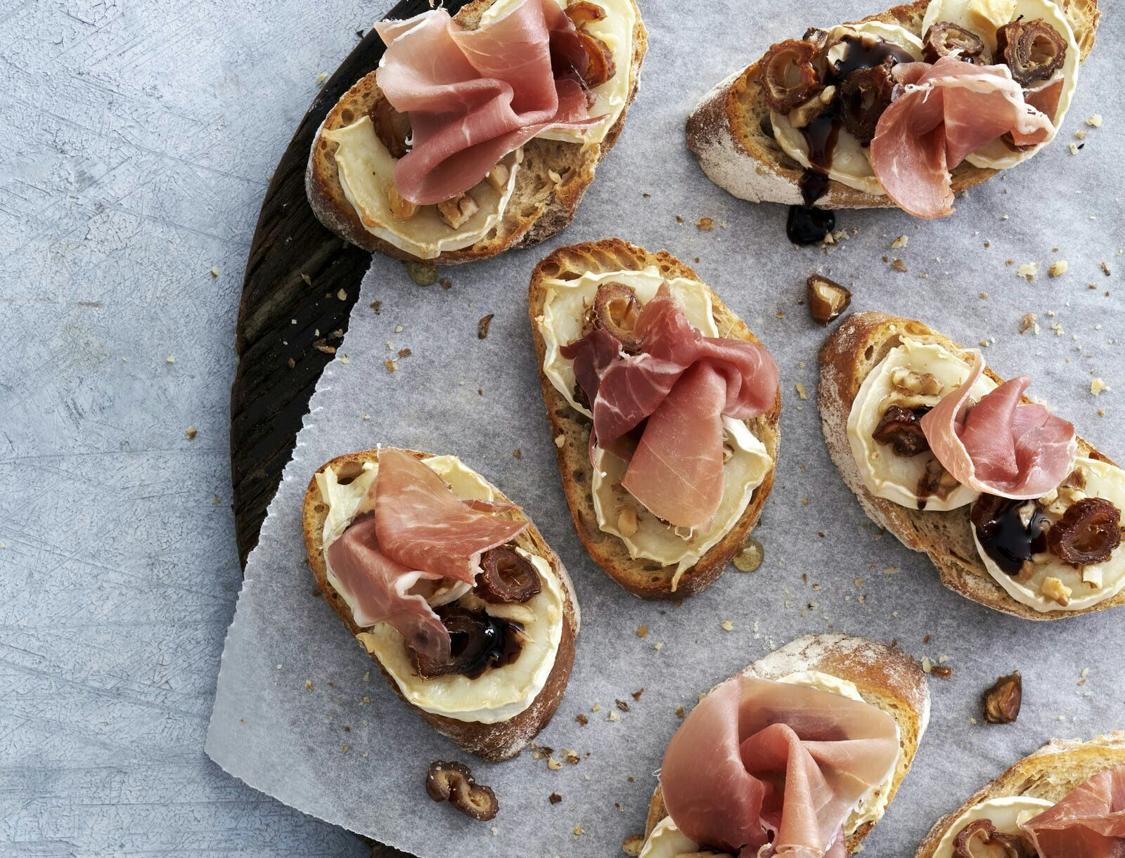Bruschetta med parmaskinke og gedeost