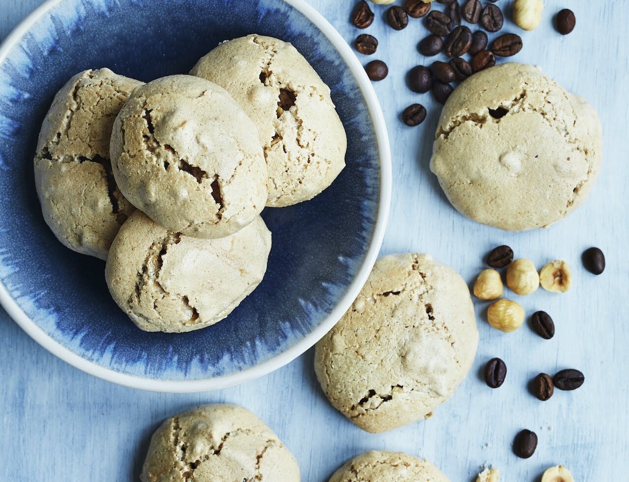 Brutti ma buoni med kaffe