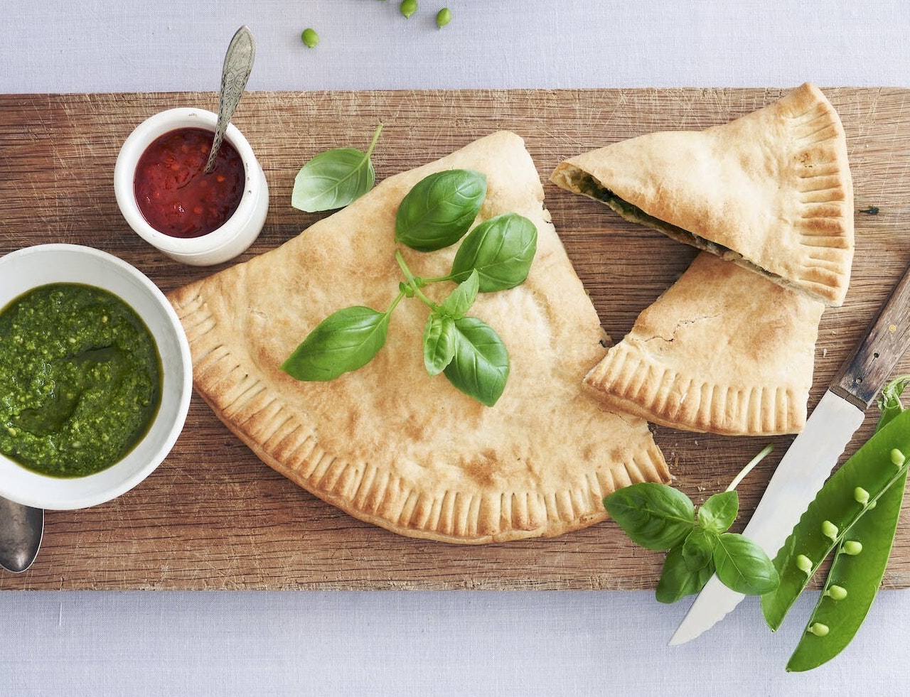 Calzone med feta og spinat