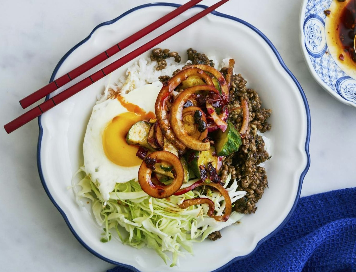 Chop chop-bowl med gris og spejlæg