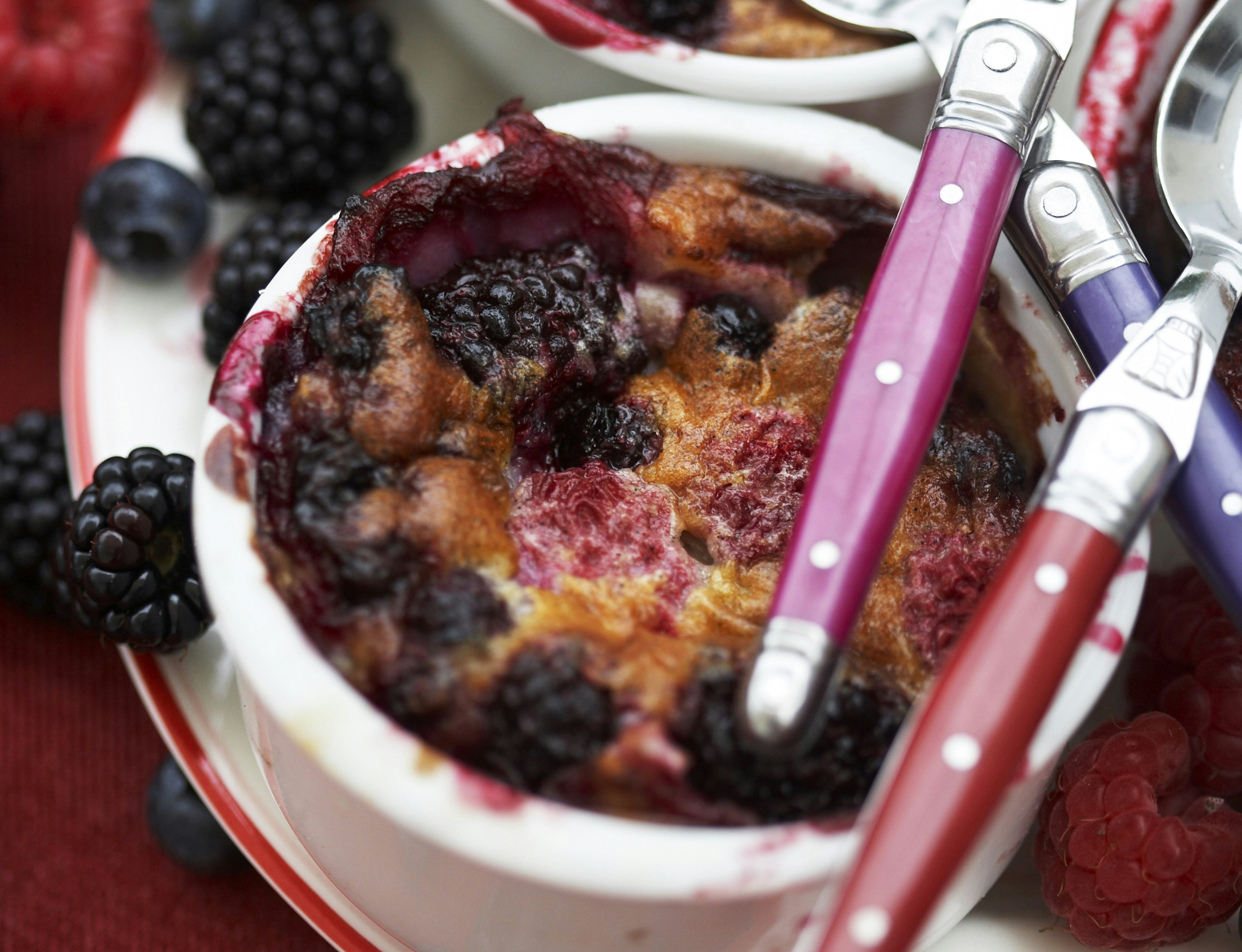 Clafoutis med blandede bær