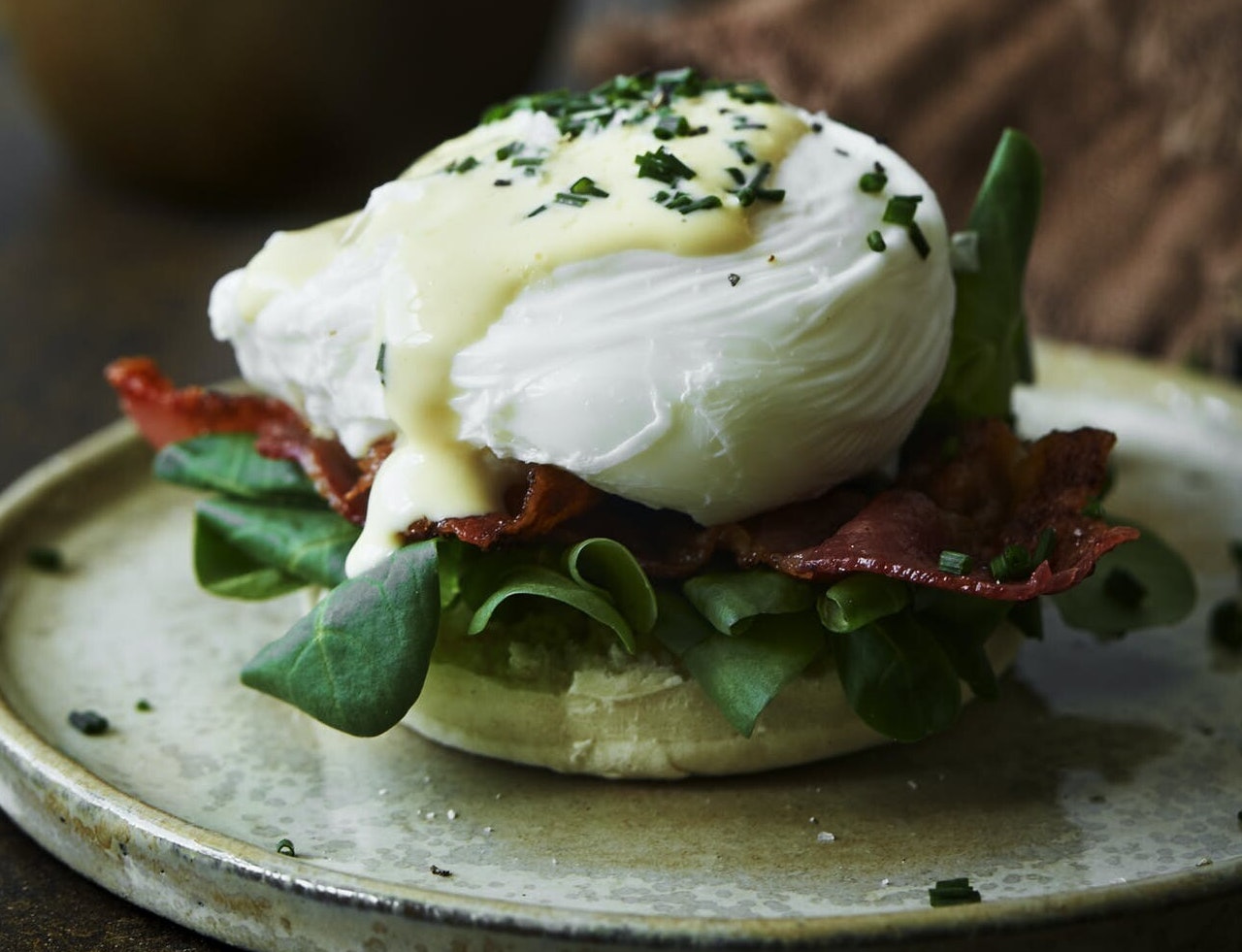 Eggs benedict