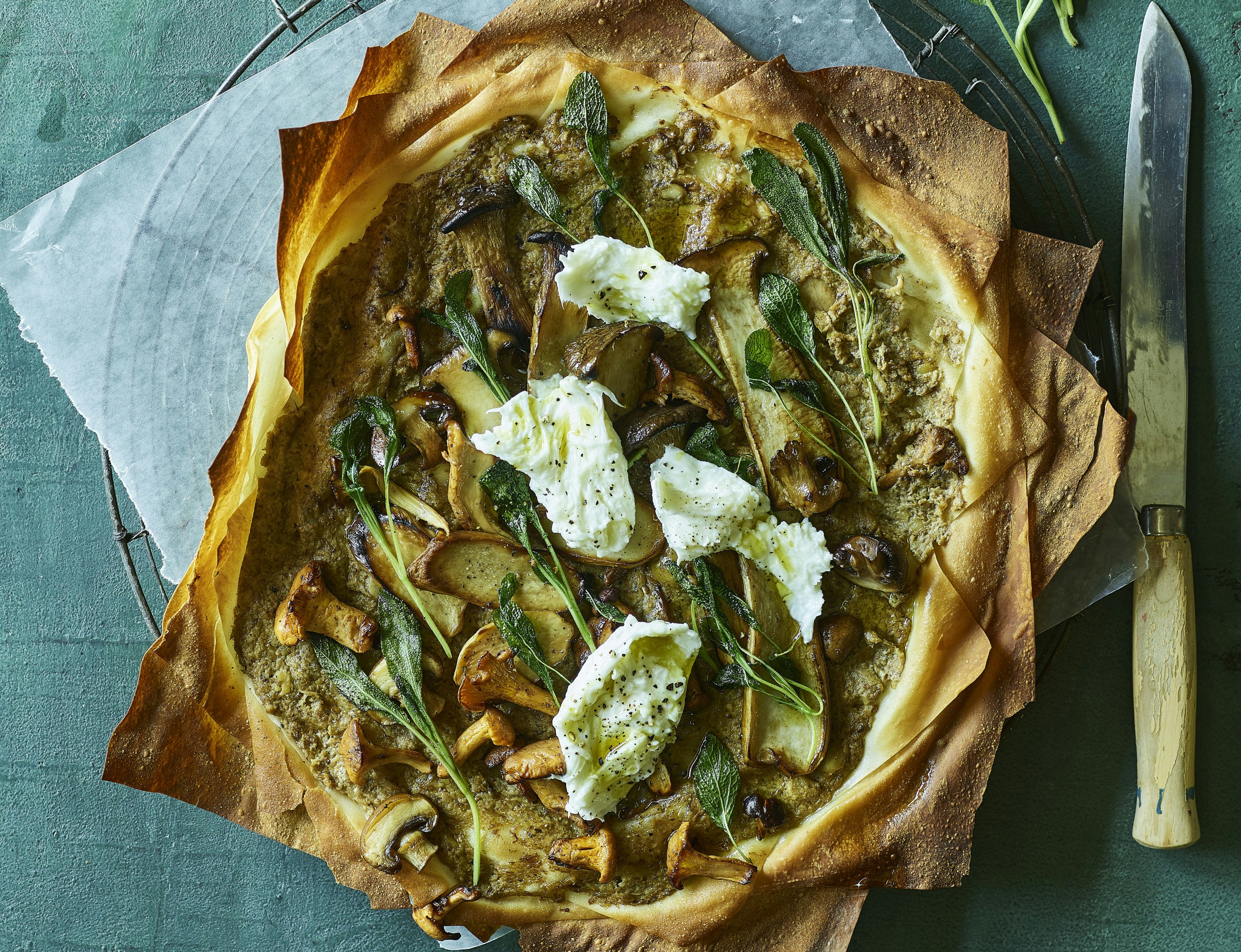 Fillodejspizza med svampe