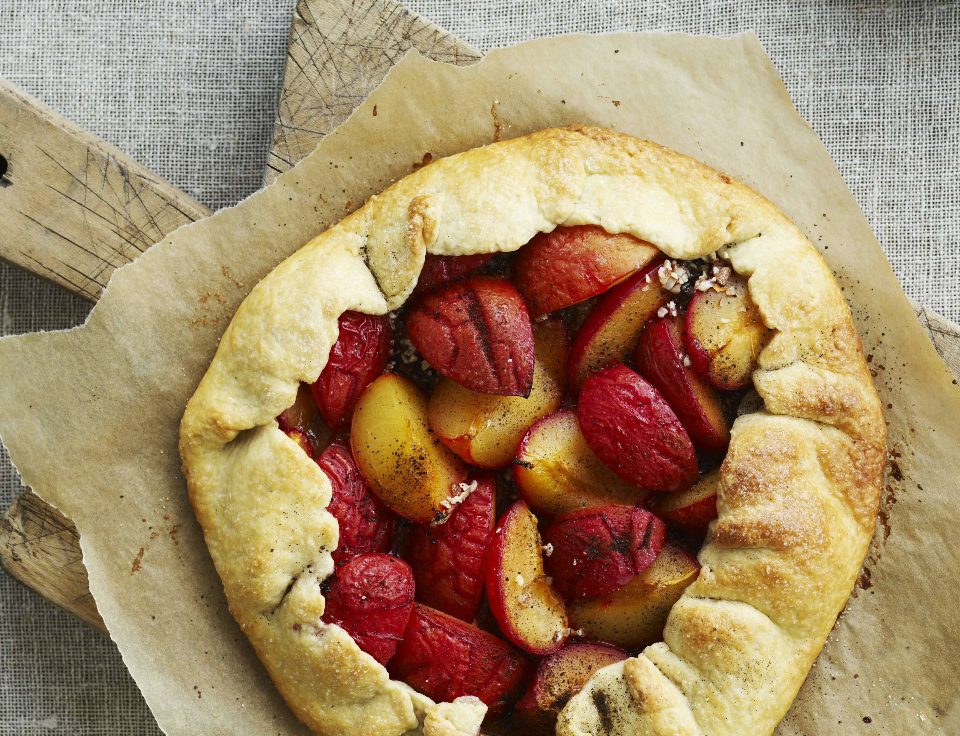 Galette med blommer og mandler