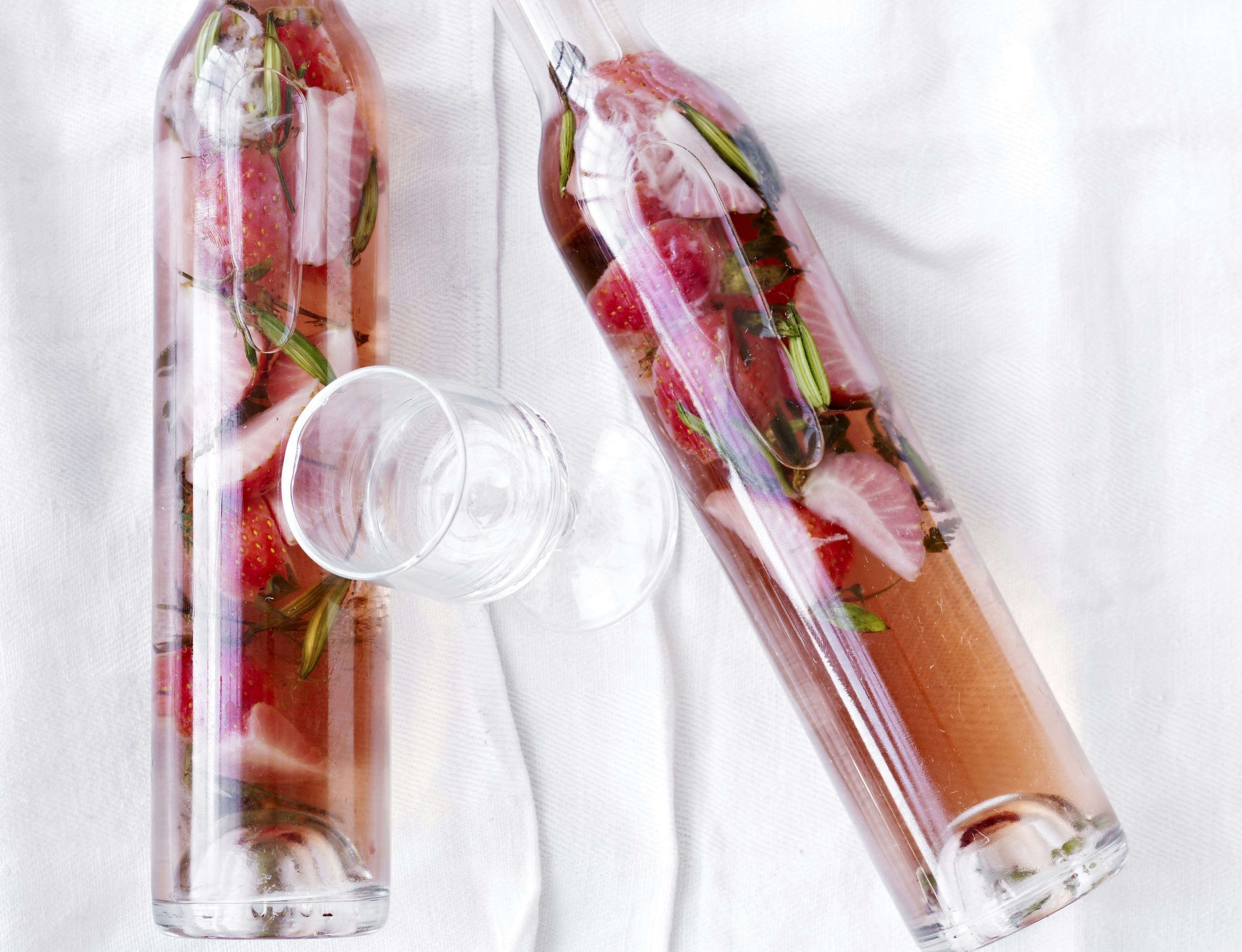 Jordbærsnaps med anis