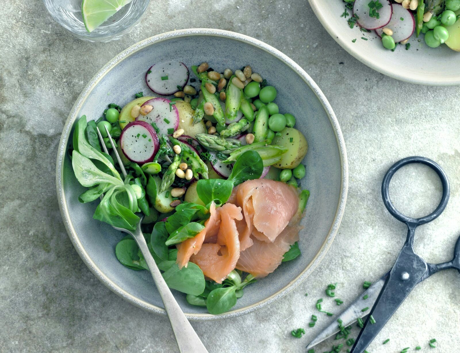 Kartoffelsalat med koldrøget laks