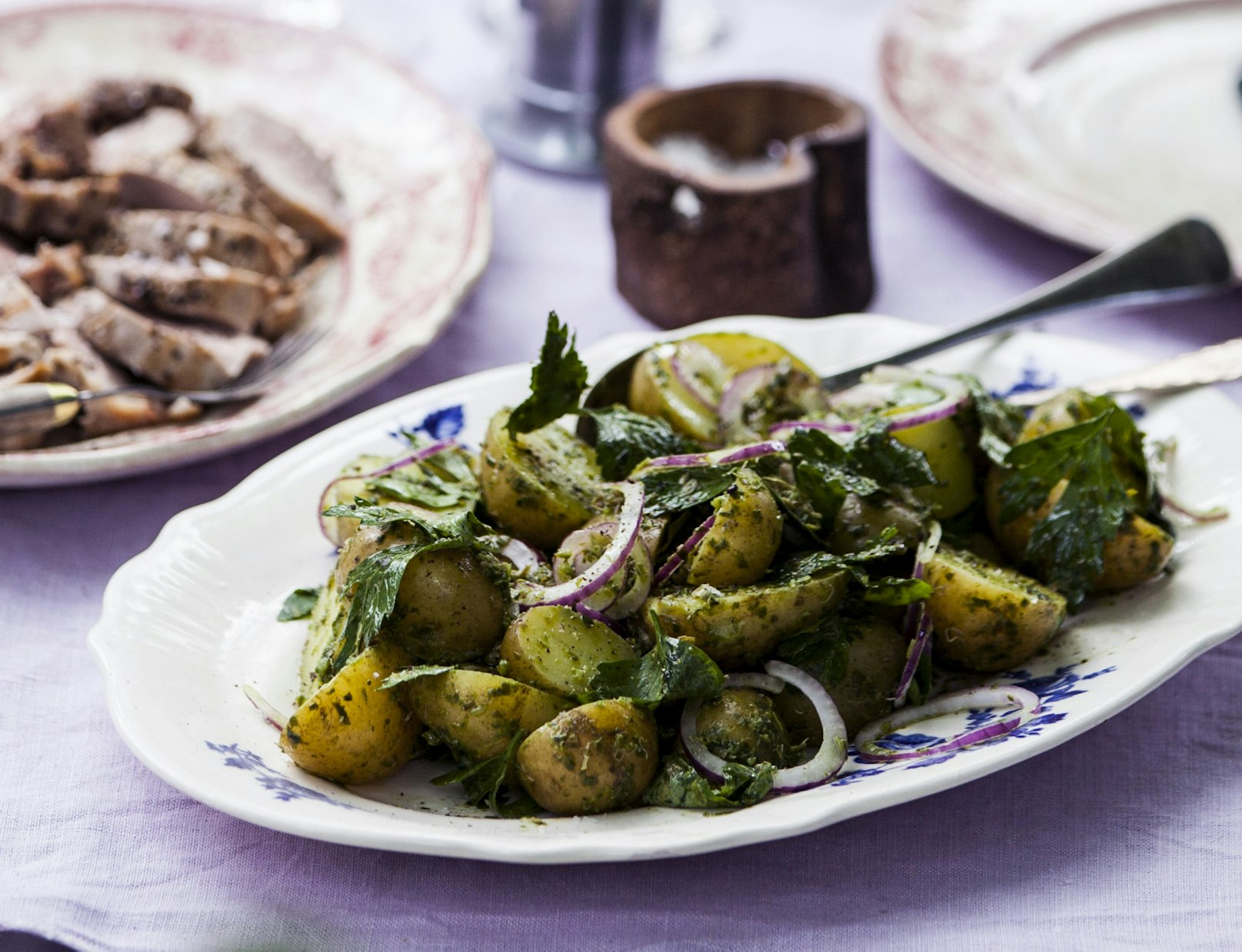 Kartoffelsalat med sauce verde og svinemørbrad