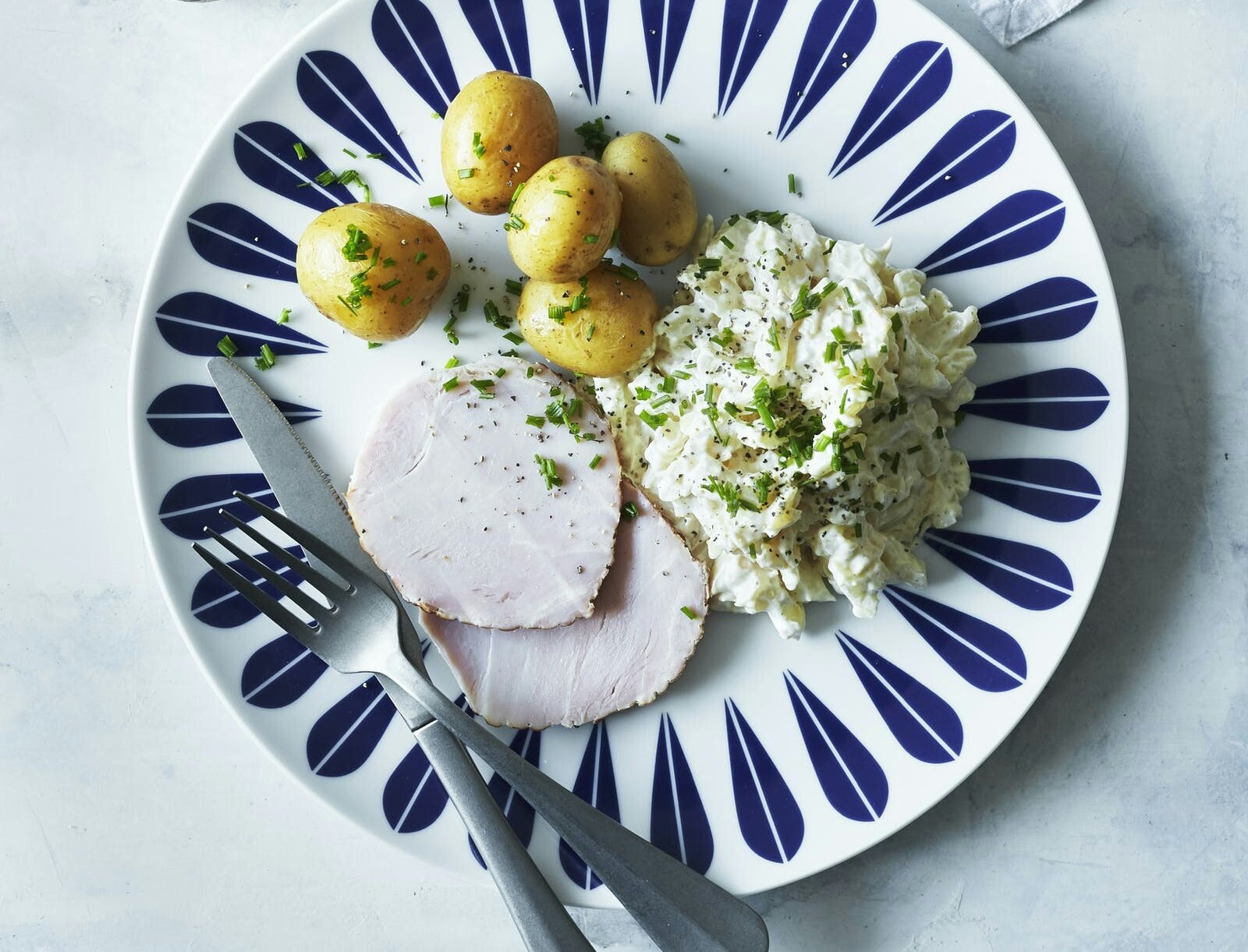 Kogt skinke med selleri-remoulade