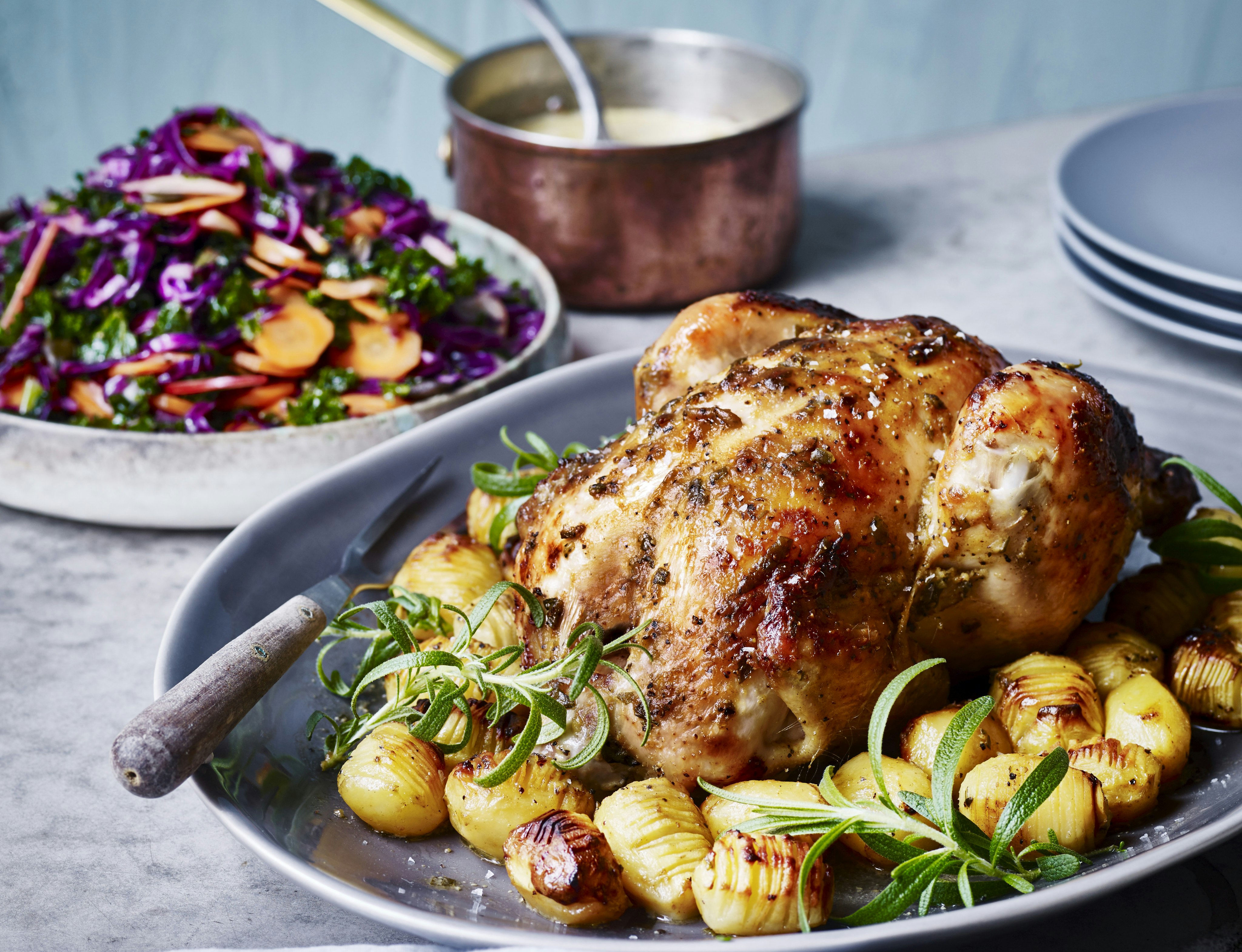 Kylling med hasselbackkartofler og hvidvinssauce