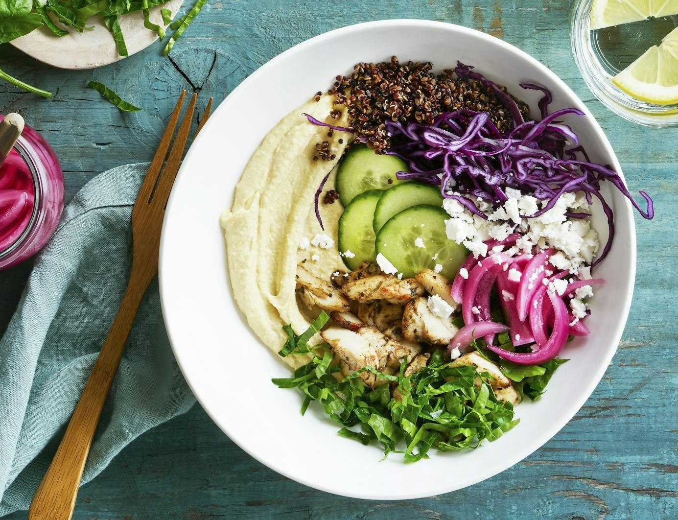 Kylling-shawarma-bowl med hummus