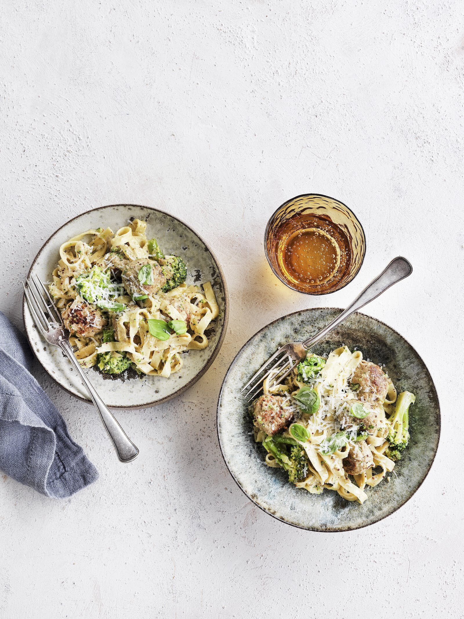 Kyllingeboller i karry | SPIS BEDRE Kyllingeboller i karry | SPIS BEDRE