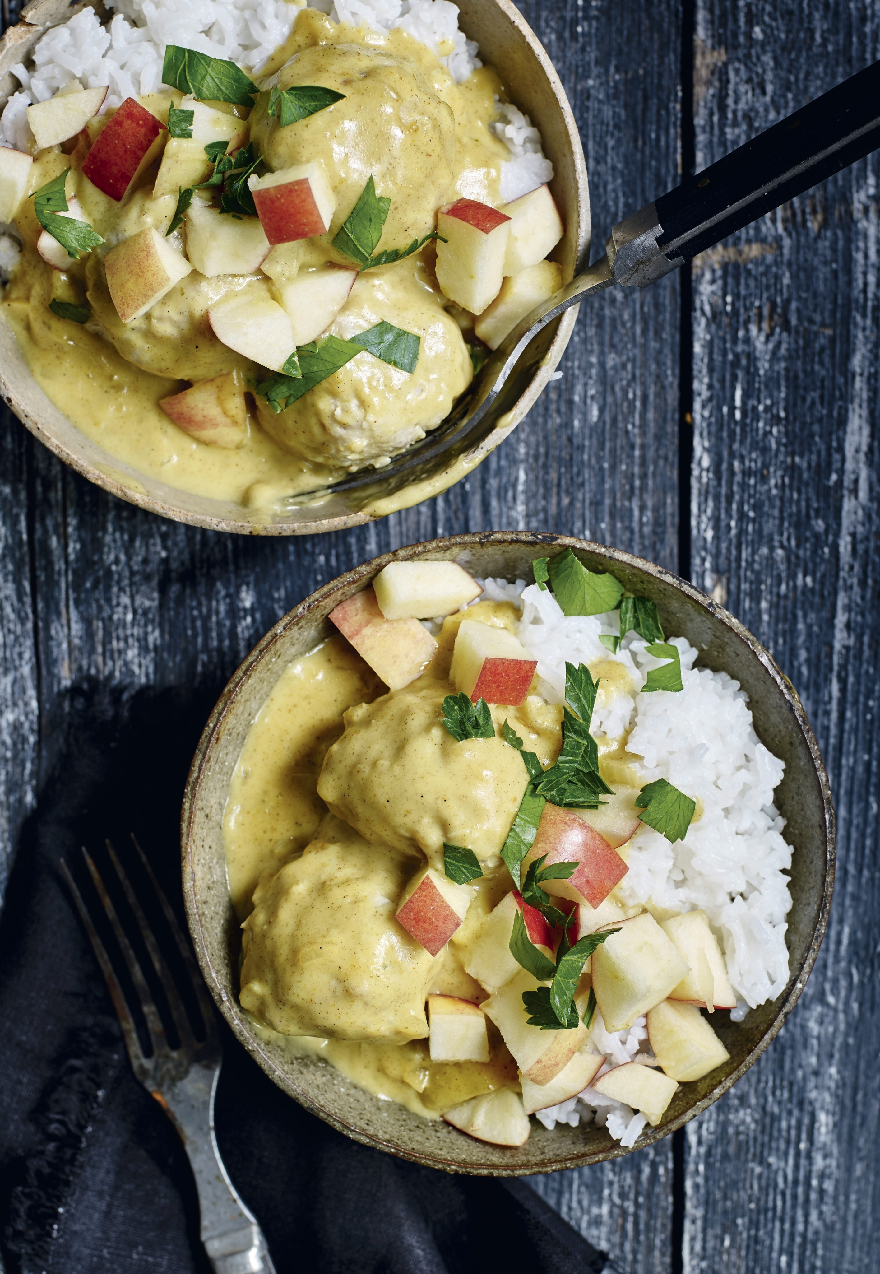 Kyllingeboller i karry | SPIS BEDRE Kyllingeboller i karry | SPIS BEDRE