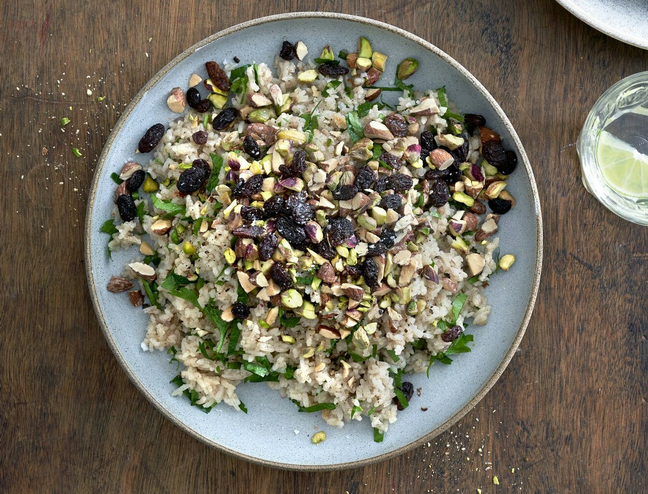 Libanesiske ris med rosiner og nødder