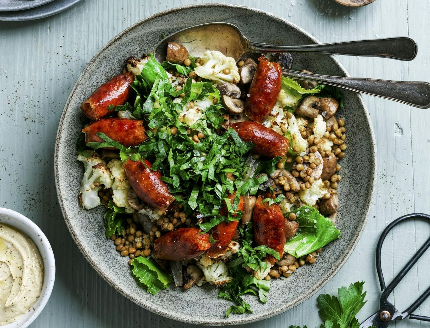 Linsesalat med blomkål, svampe og chorizo