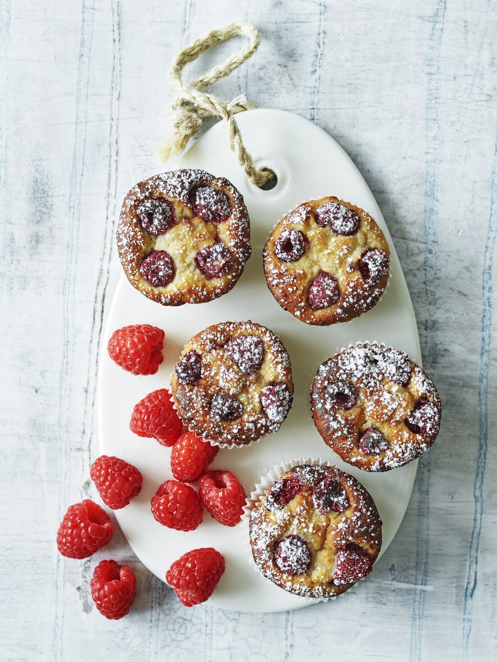 Mandelmuffins med banan og hindbær | SPIS BEDRE Mandelmuffins med banan og hindbær | SPIS BEDRE