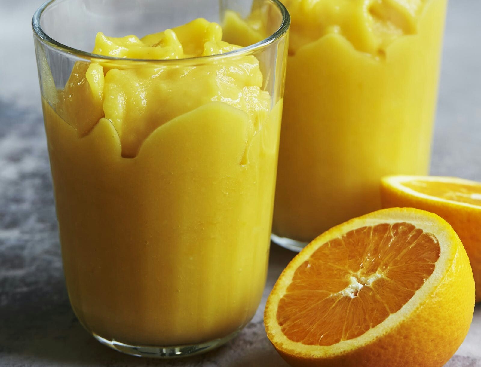 Mangosmoothie med ingefær og appelsin