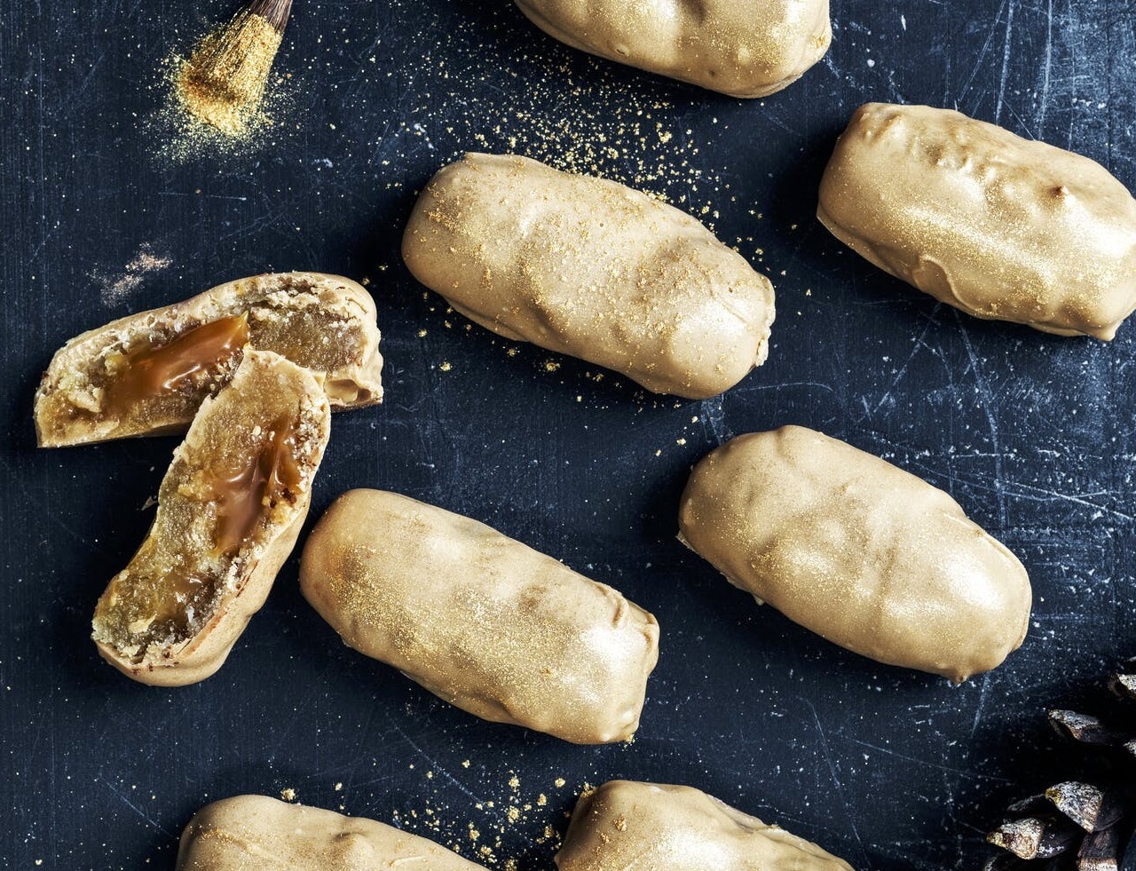 Marcipanbrød med rom og karamel