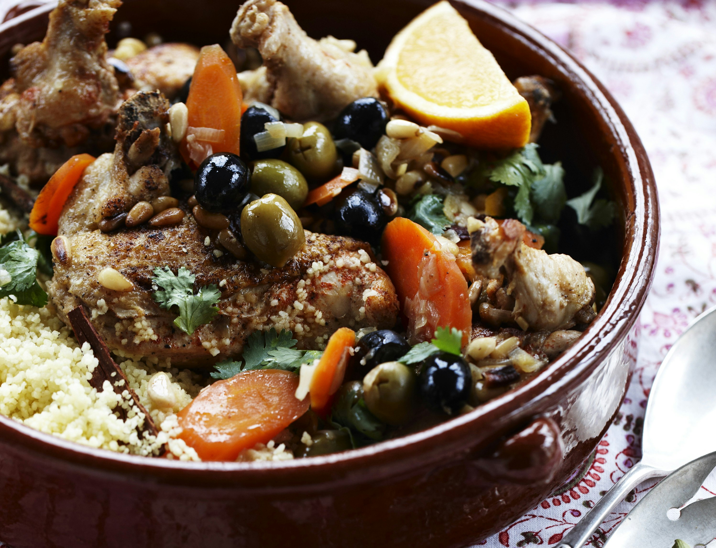 Marokkansk kylling med krydret couscous