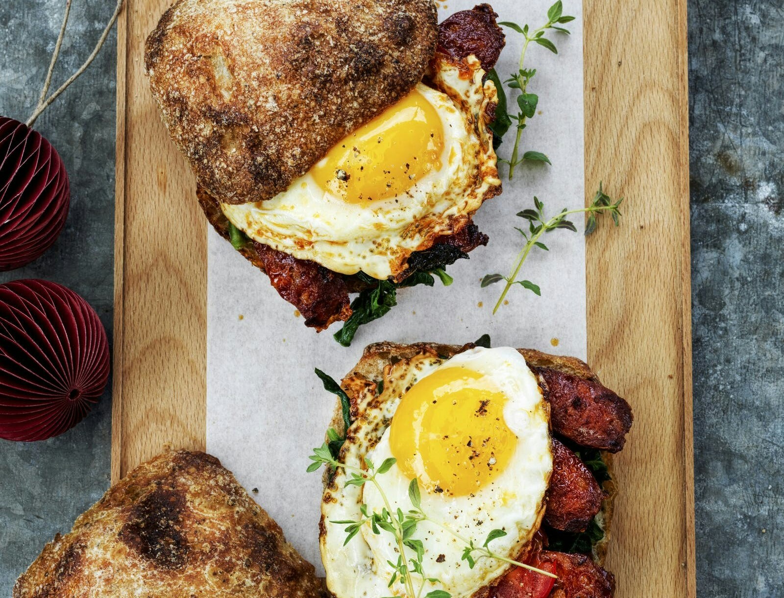 Morgenmadssandwich med chorizo og spejlæg