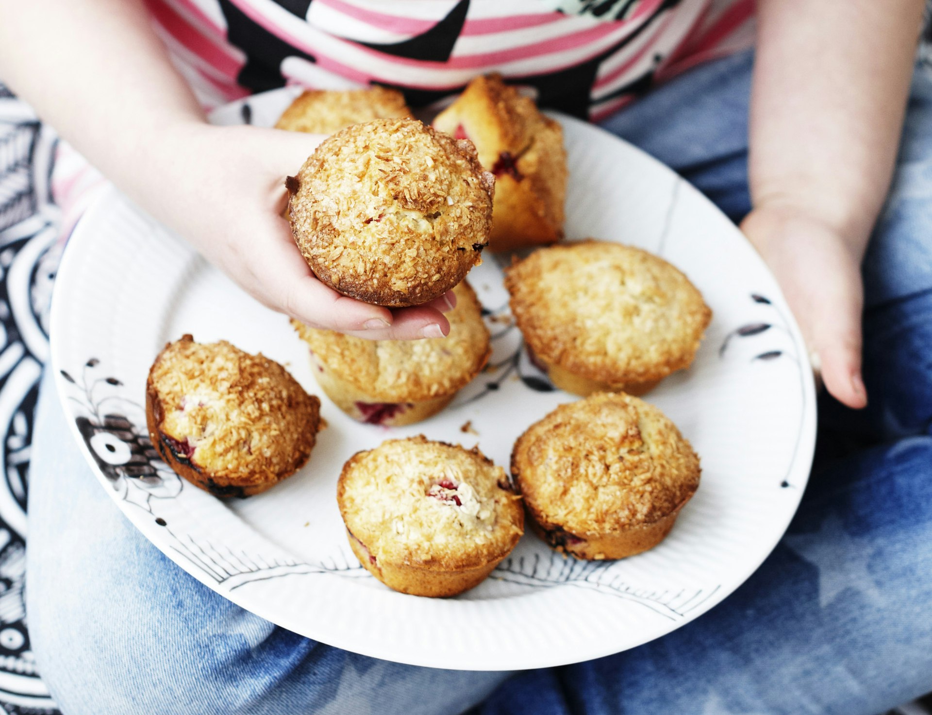 Muffins med hindbær og kokos