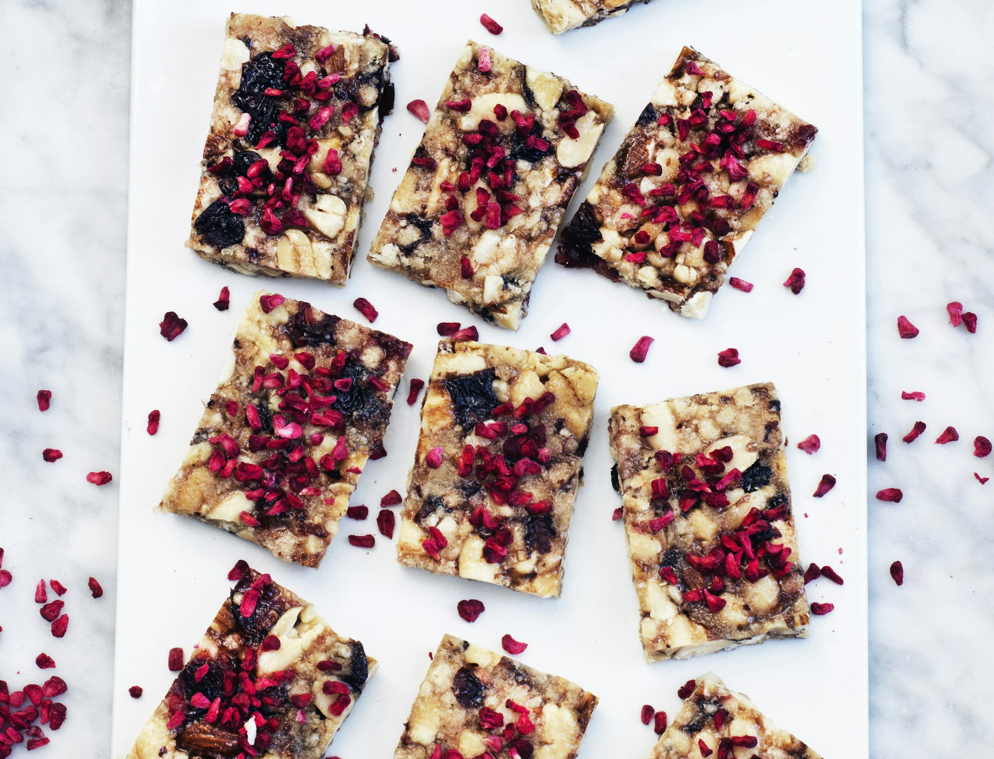 Myslibarer med nødder og tørret frugt