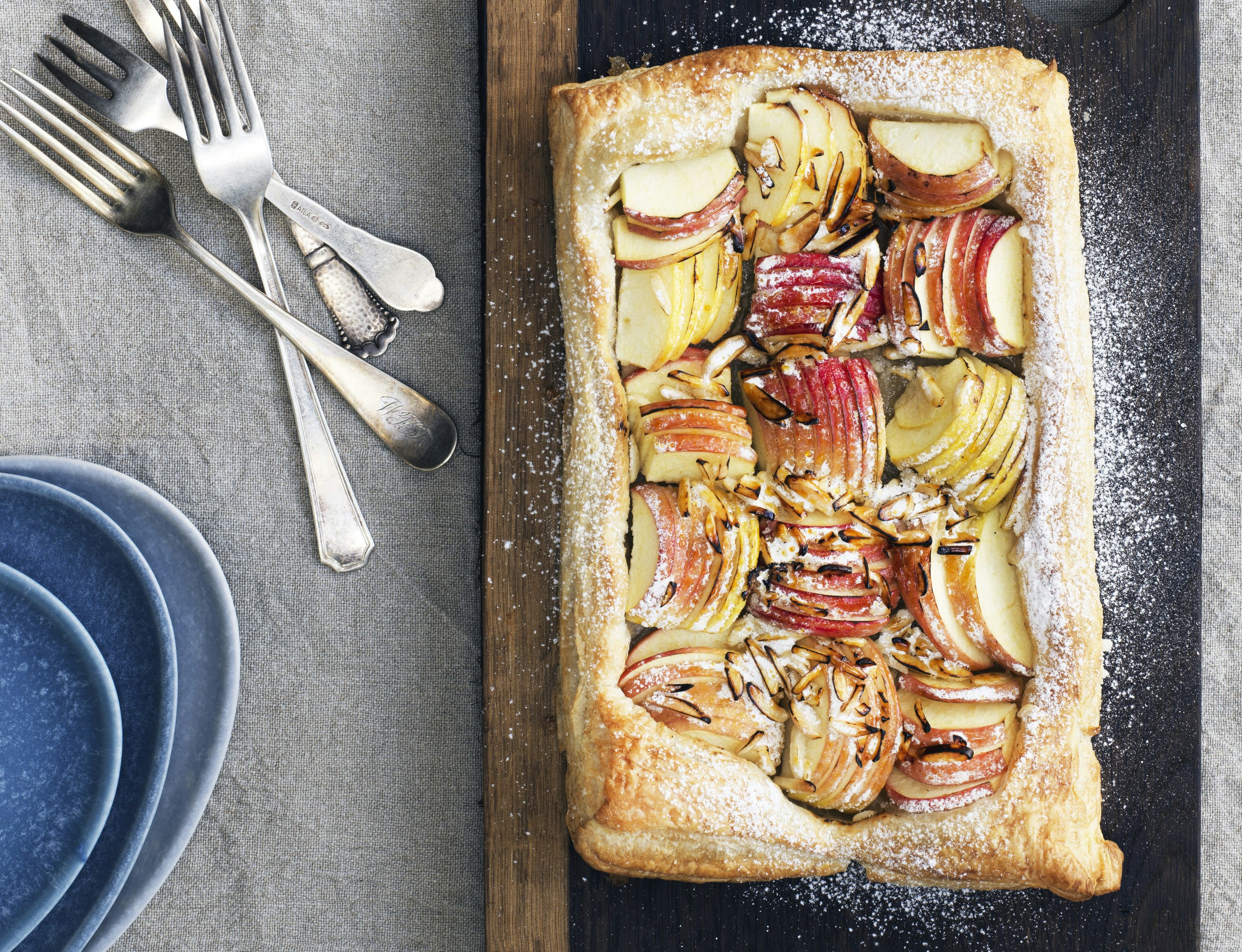 Nem æbletærte med butterdej