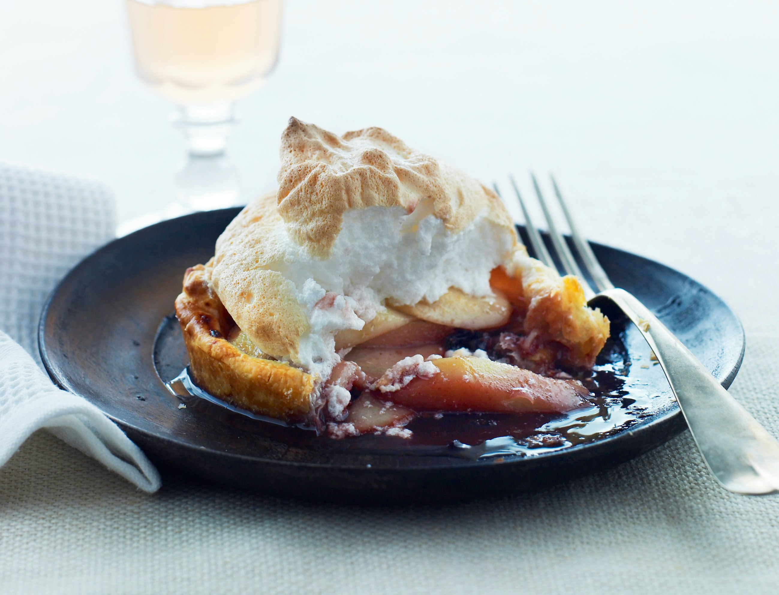 Pærekager med marengs