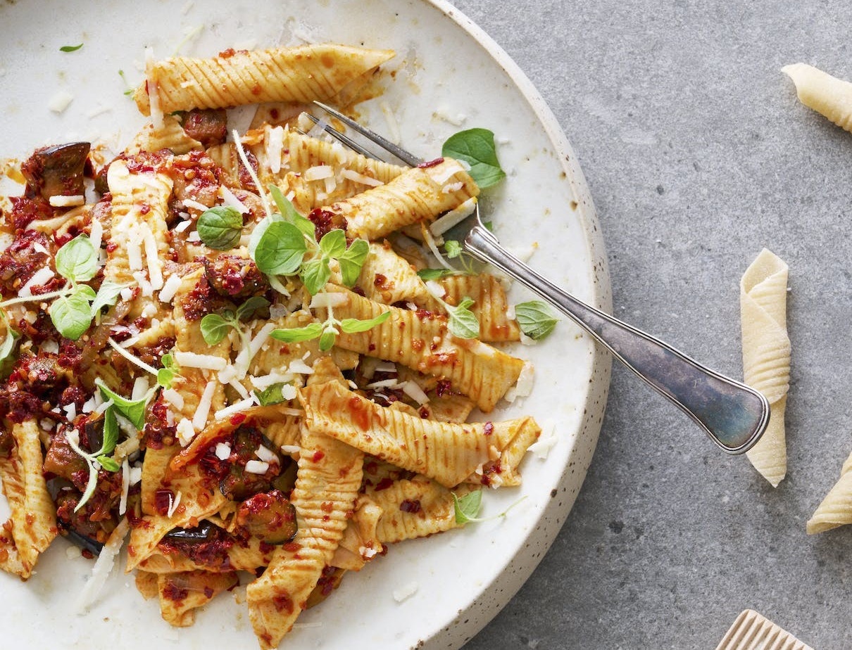 Pasta med nduja og aubergine
