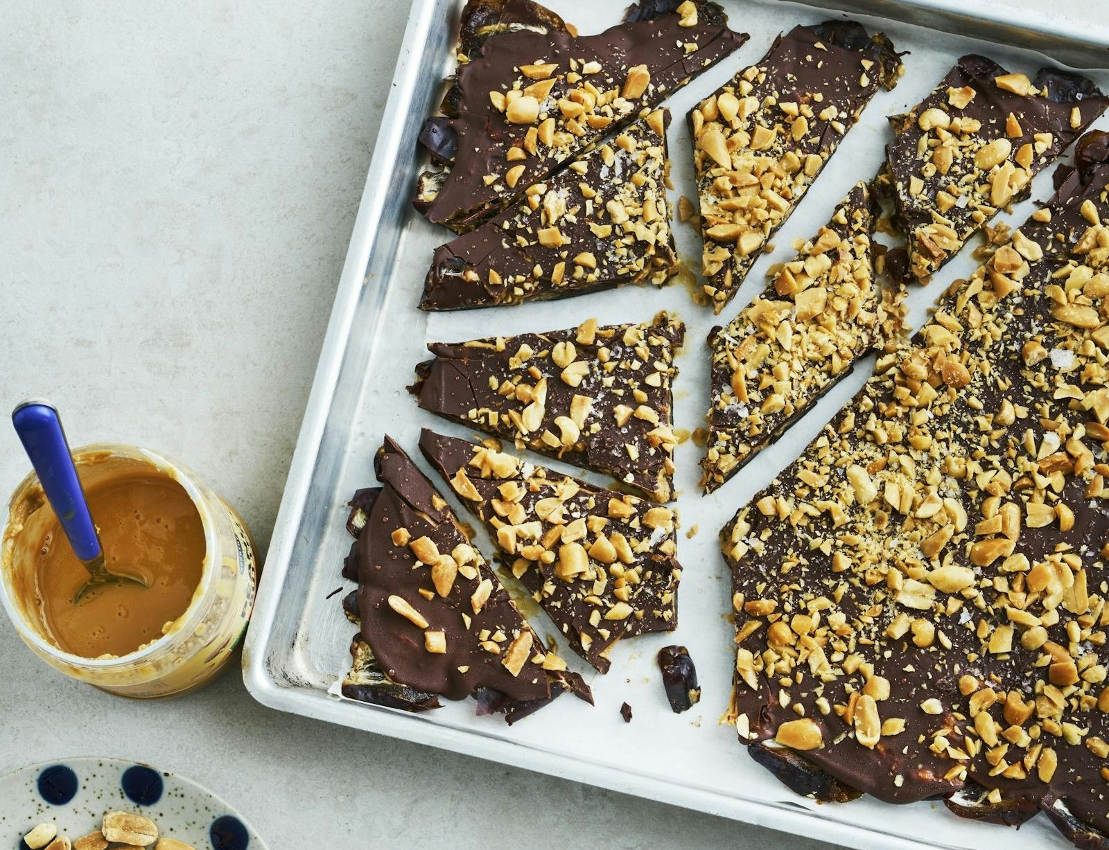 Peanutbutter- og dadel-bark