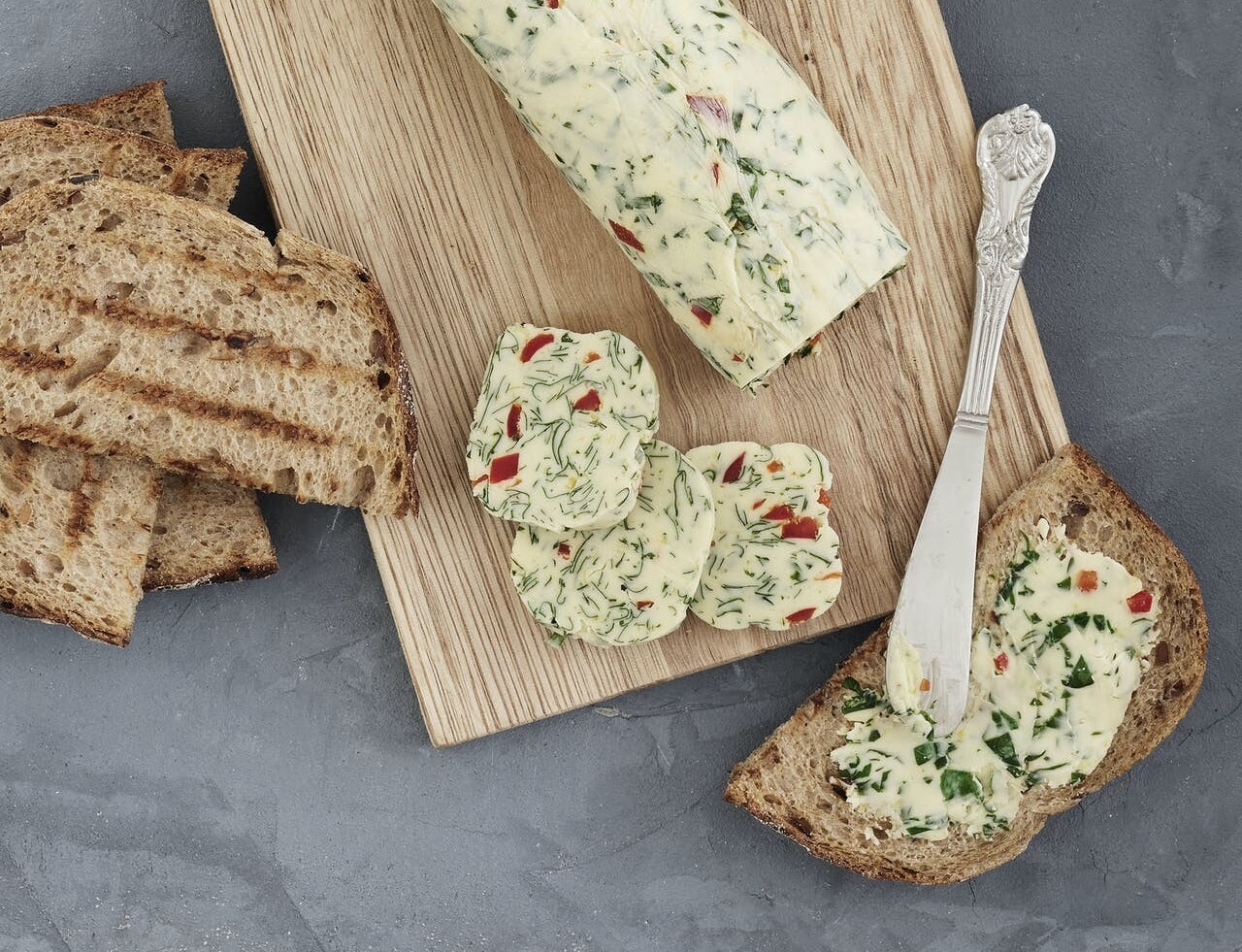 Persillesmør med hvidløg, citron og chili