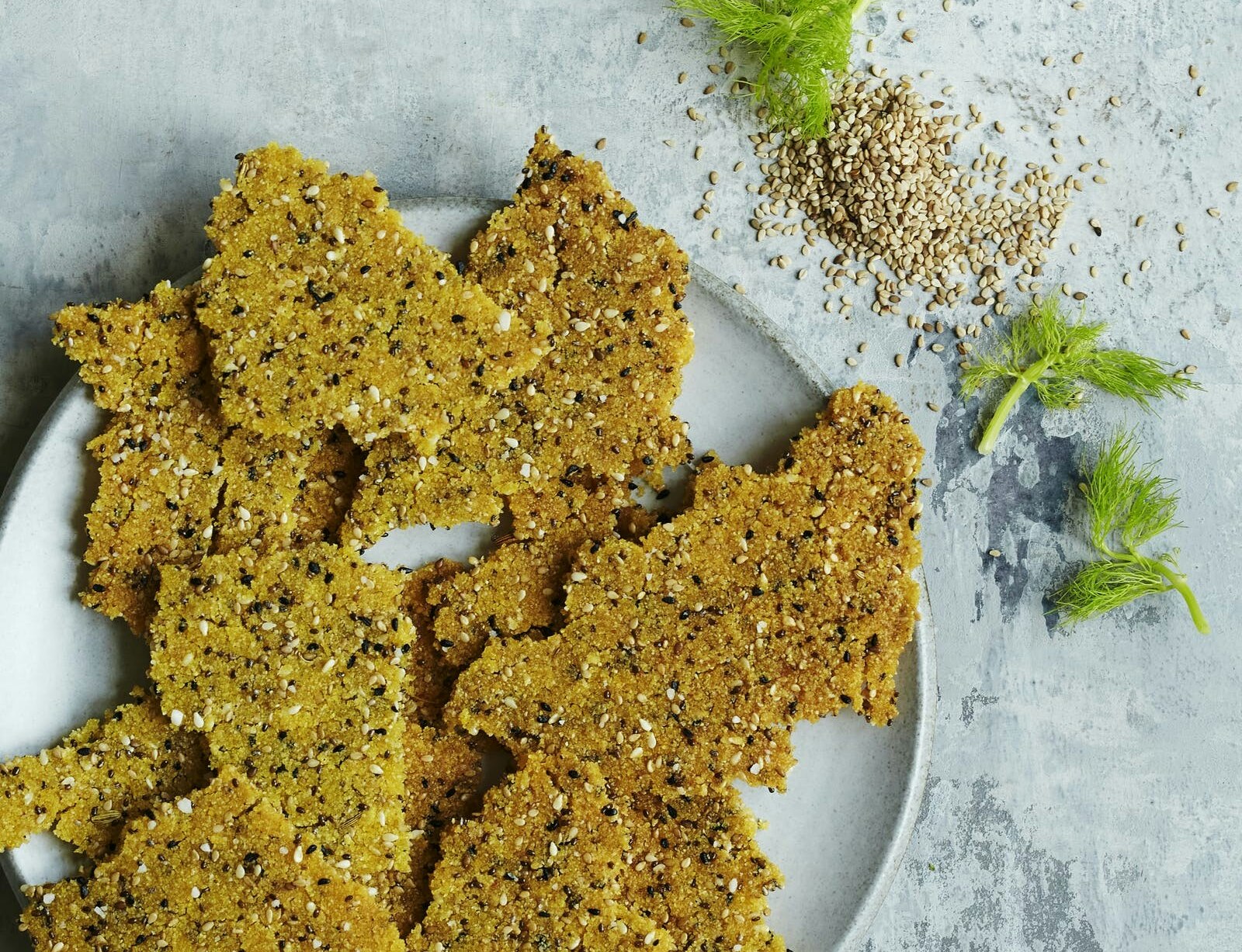 Polentaknækbrød med fennikelfrø