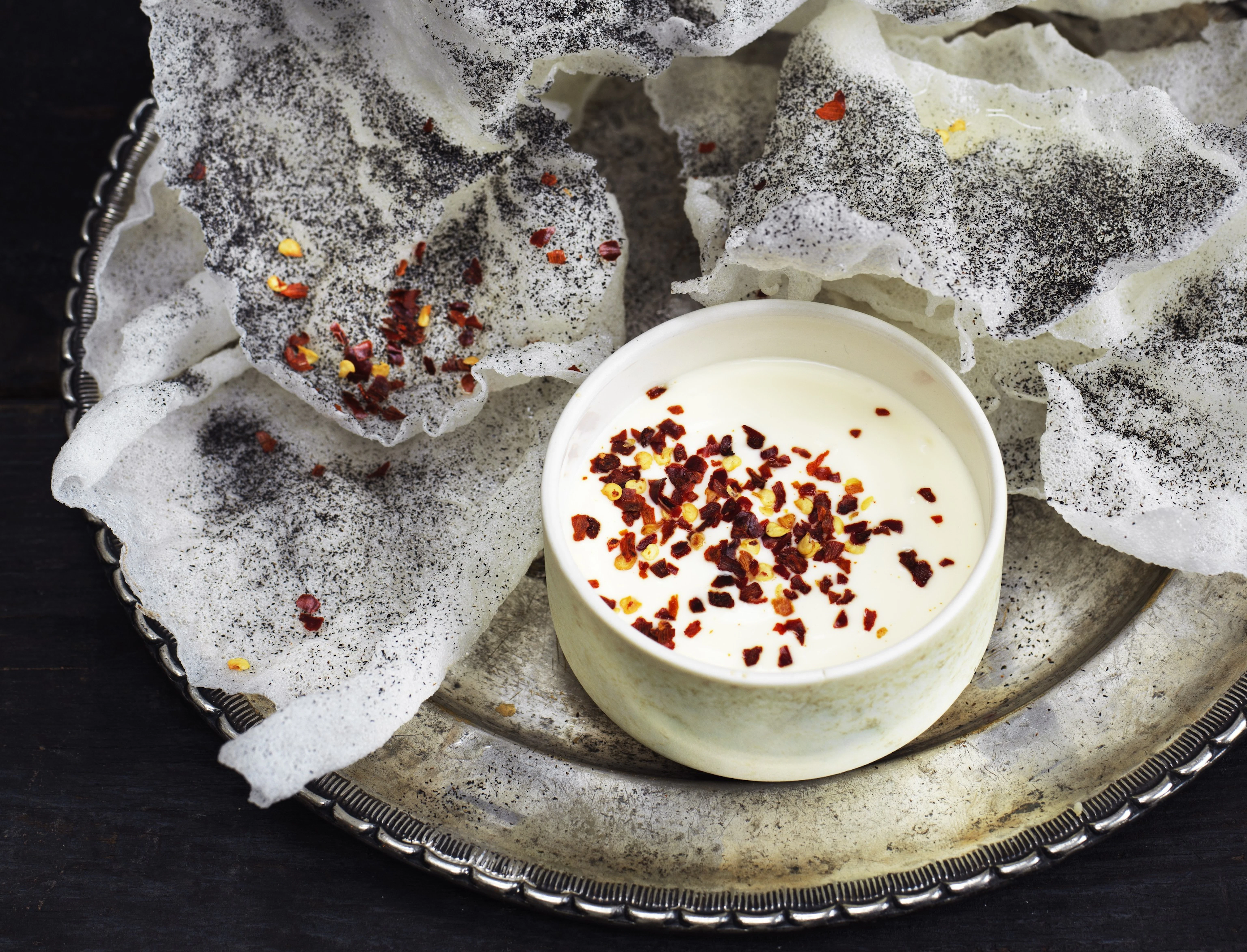 Puffet ris med forkullet porre - nem opskrift | SPIS BEDRE