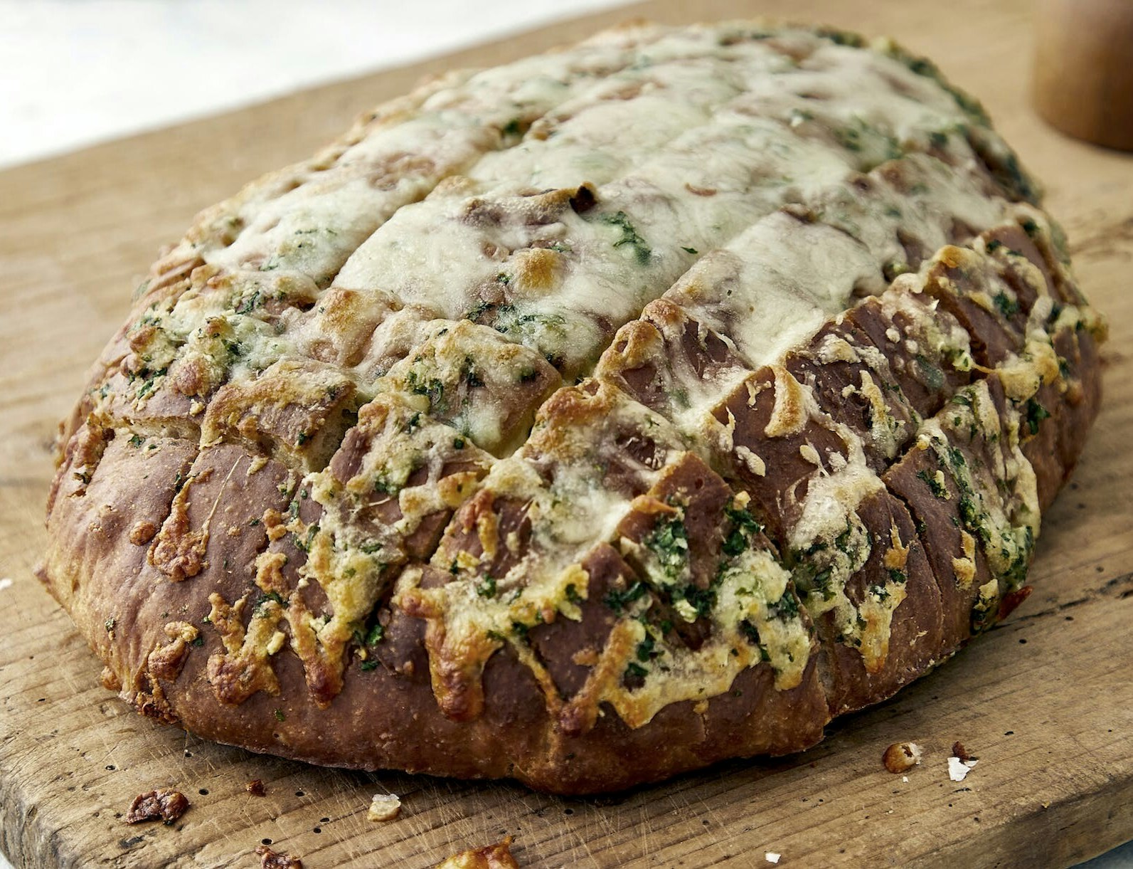 Pull-apartbrød med hvidløg og ost