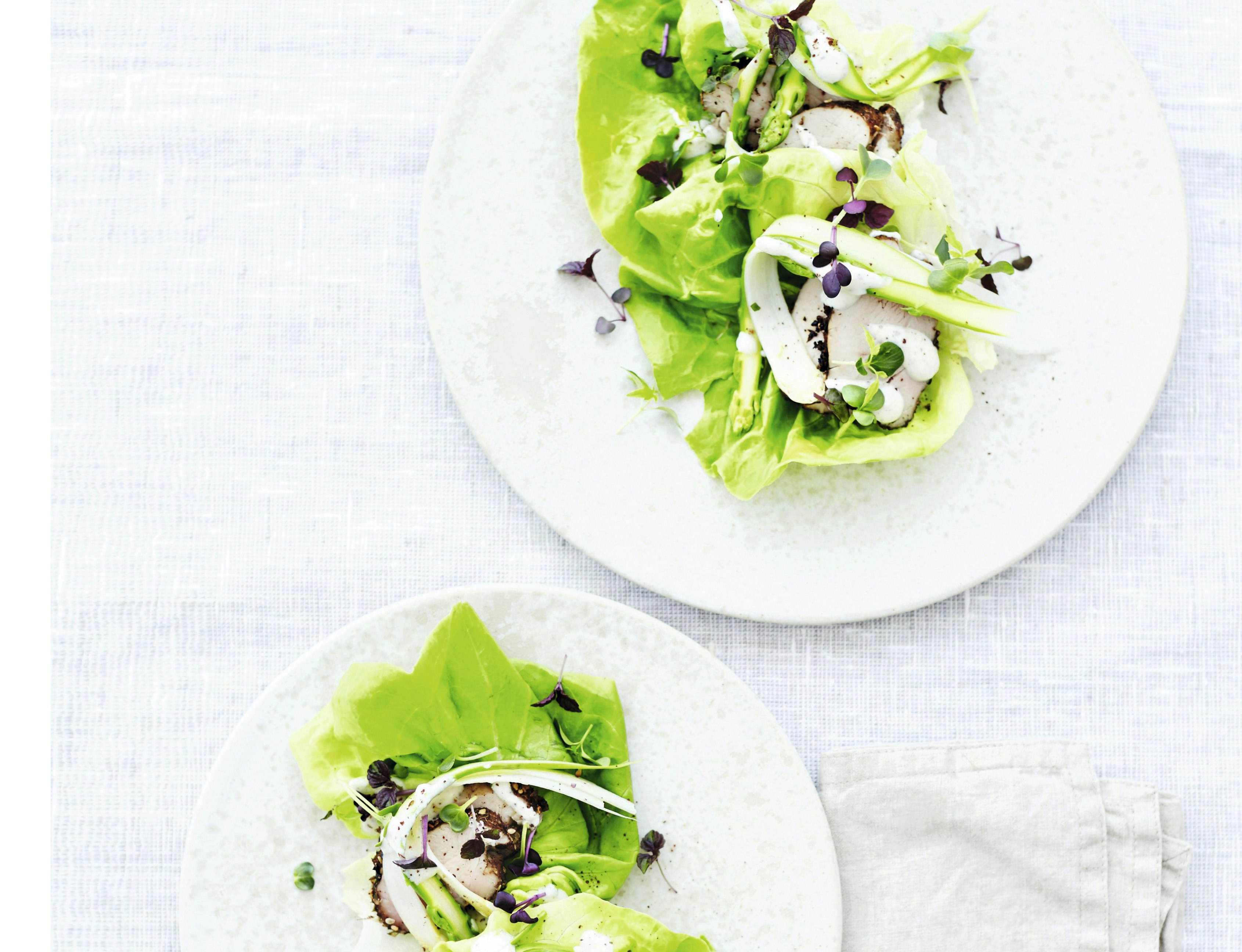 Salatwrap med mørbrad og dressing