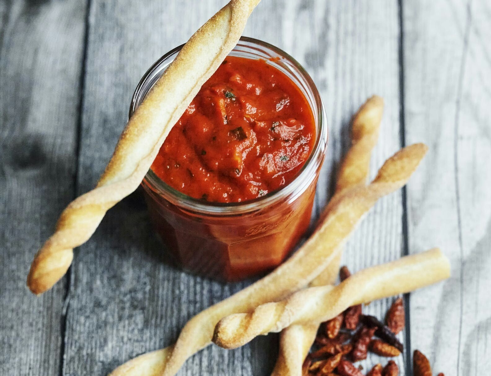 Salsa med peberfrugt og chili