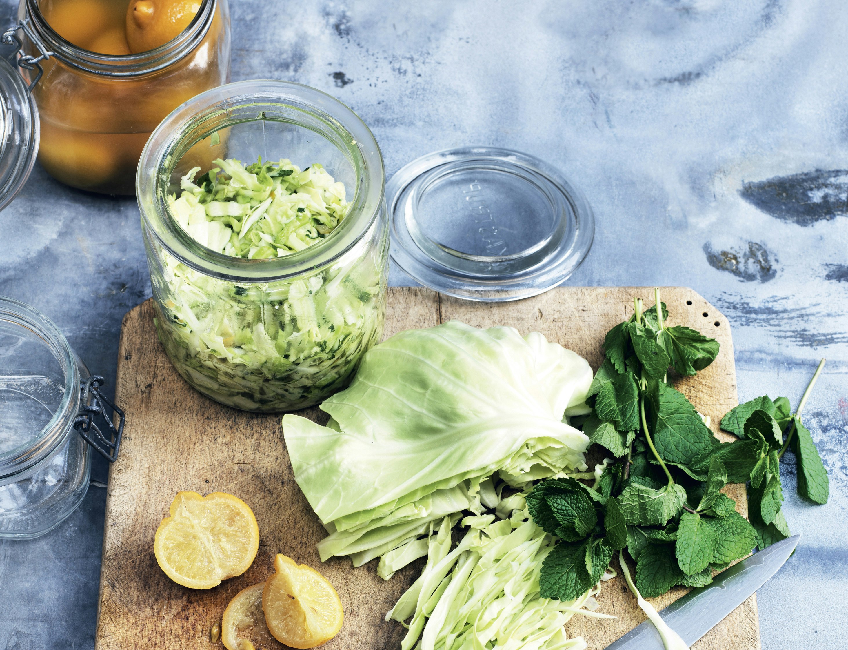 Sauerkraut – hjemmelavet surkål med citron og mynte