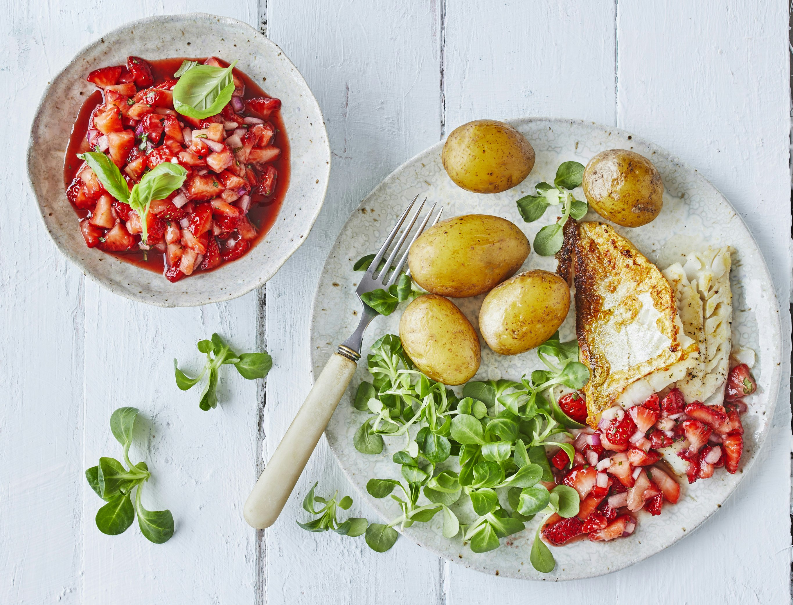 Smørstegt kulmule med kartofler og jordbærsalsa