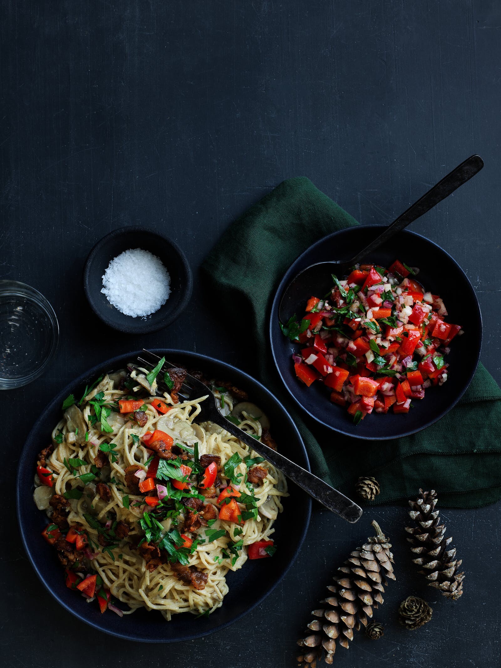 Frisk pasta med bacon og champignonsauce | SPIS BEDRE Frisk pasta med bacon og champignonsauce | SPIS BEDRE