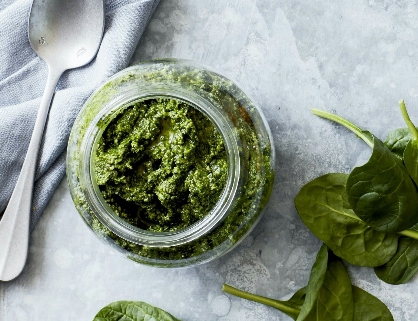 Spinat-persille-pesto