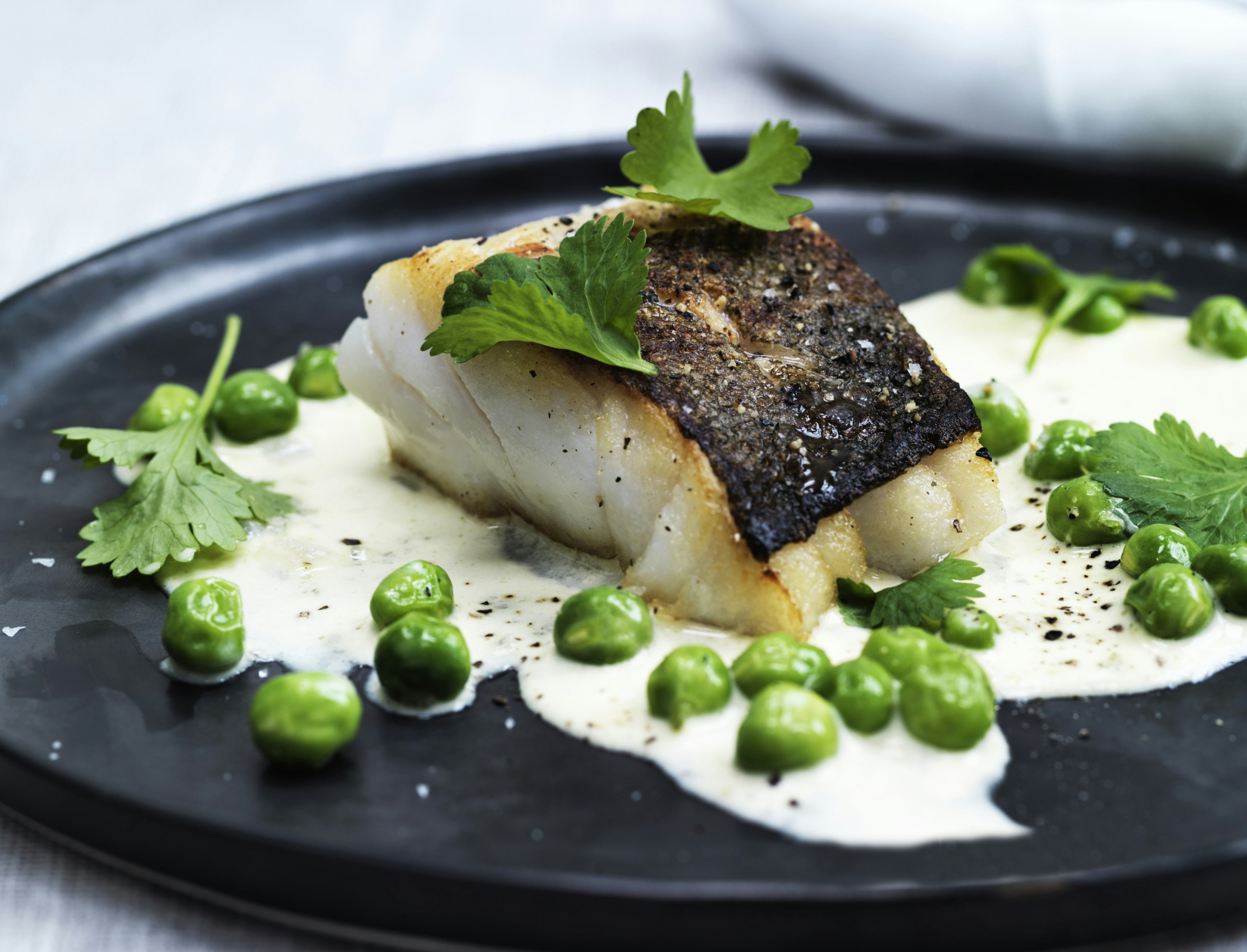 Stegt torsk med flødesauce