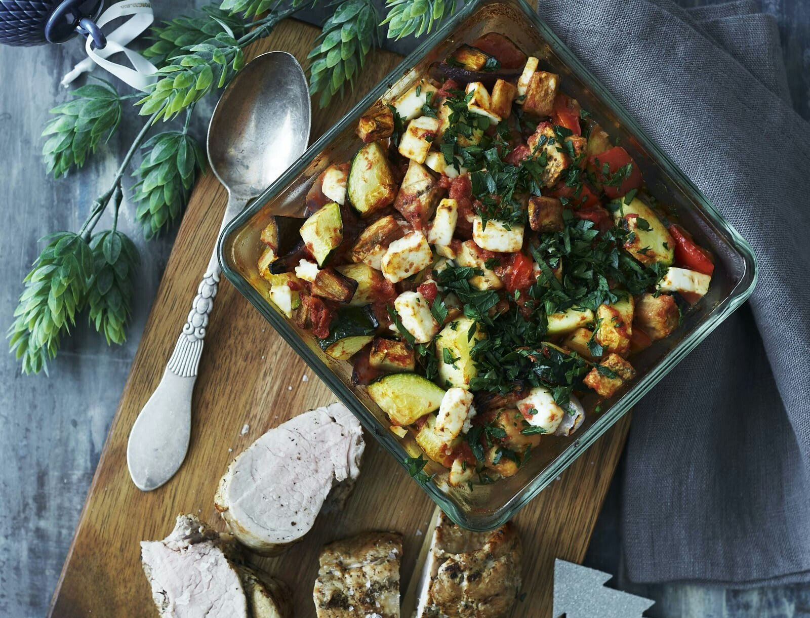 Svinemørbrad med gratineret ratatouille